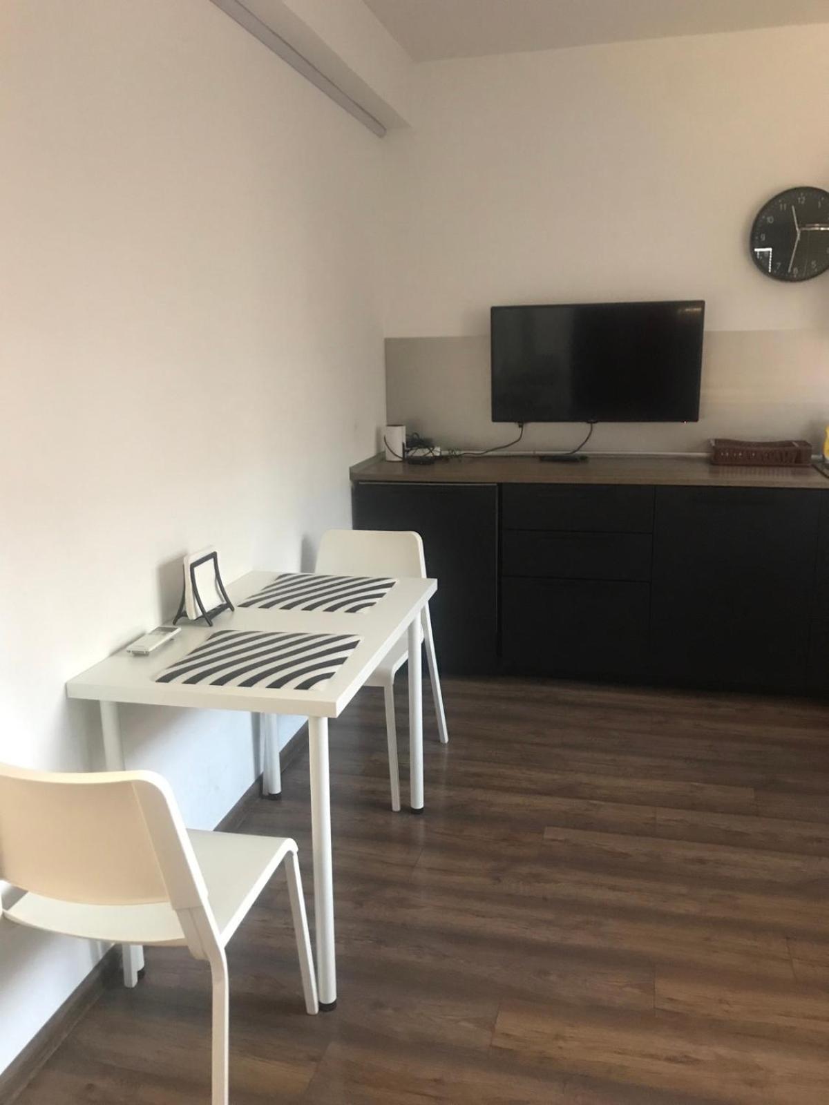 Self-Check Apartment Lilia 3 Next Ot 24 Hours Food And Drink Shop And Free Parking Area София Экстерьер фото